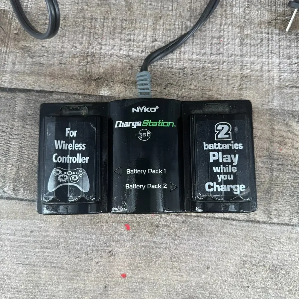 Nyko Charge Station Xbox 360 For Wireless Controllers Two Packs As Is